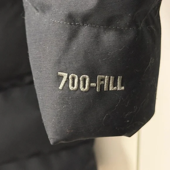 Marmot Women's Black Puffer Coat with Faux Fur Trim - Ladies Medium - Picture 4 of 10